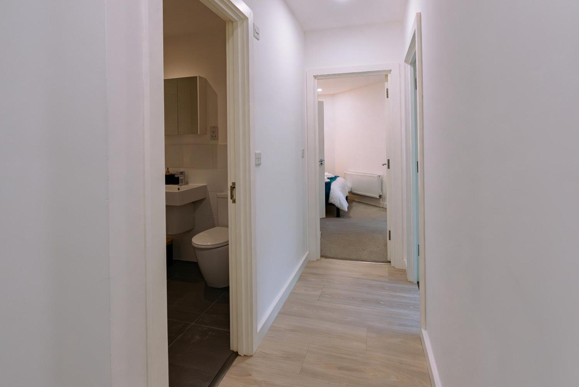Modern City Centre Apartment Exeter Exterior photo