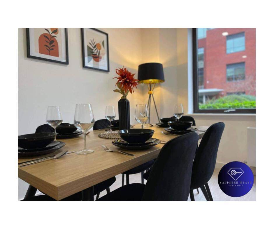 Modern City Centre Apartment Exeter Exterior photo